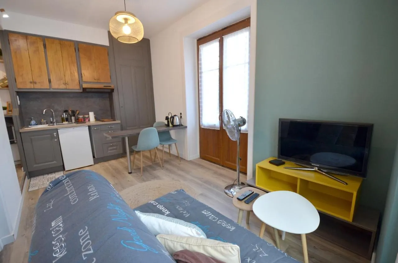 Studio + Balcon + Parking - Ultra Centre Apartment Annecy