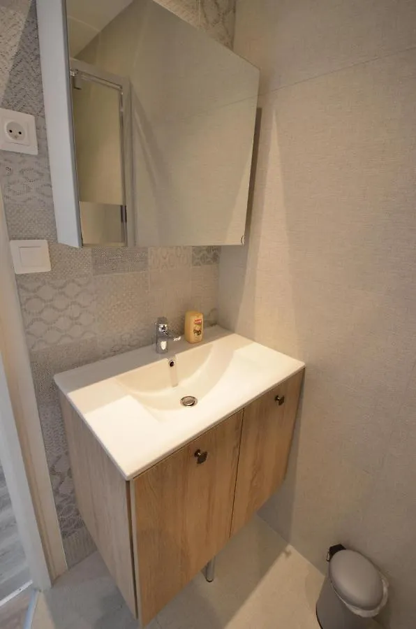 Studio + Balcon + Parking - Ultra Centre Apartment Annecy
